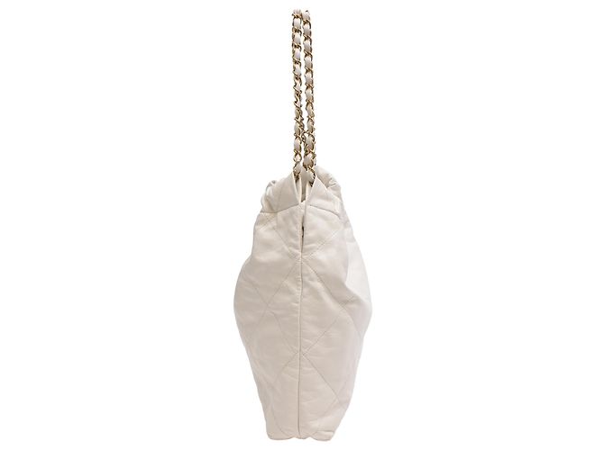 Borsa hobo Chanel 22 piccola in pelle di vitello bianca Bianco Crudo - vista 2