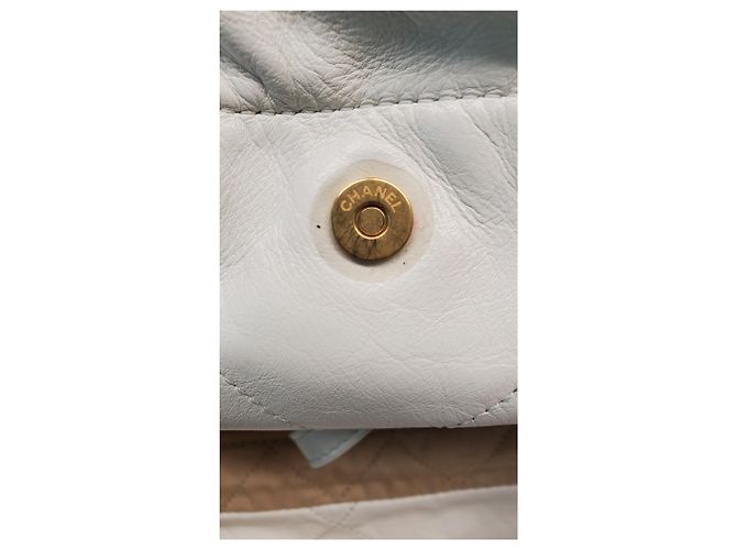 Borsa hobo Chanel 22 piccola in pelle di vitello bianca Bianco Crudo - vista 25