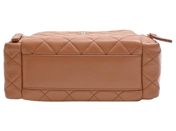 Borsa a Spalla Vanity Case Cargo di Chanel in Pelle di Agnello Marrone Rosso - vista 4