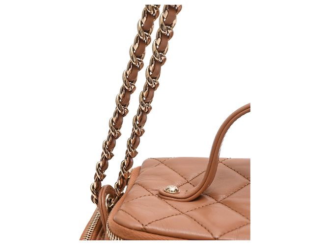 Borsa a Spalla Vanity Case Cargo di Chanel in Pelle di Agnello Marrone Rosso - vista 9