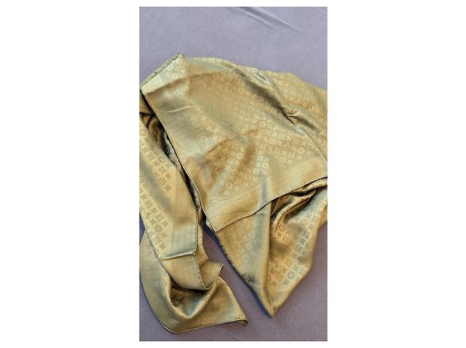 Louis Vuitton Monogram Classic Tuch Khaki - Ansicht 4