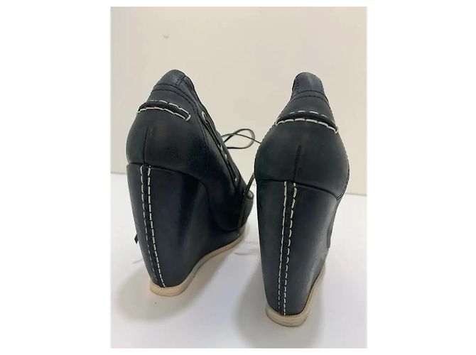 Balenciaga Scarpe Stringate Wedge in pelle nera Nero - vista 3