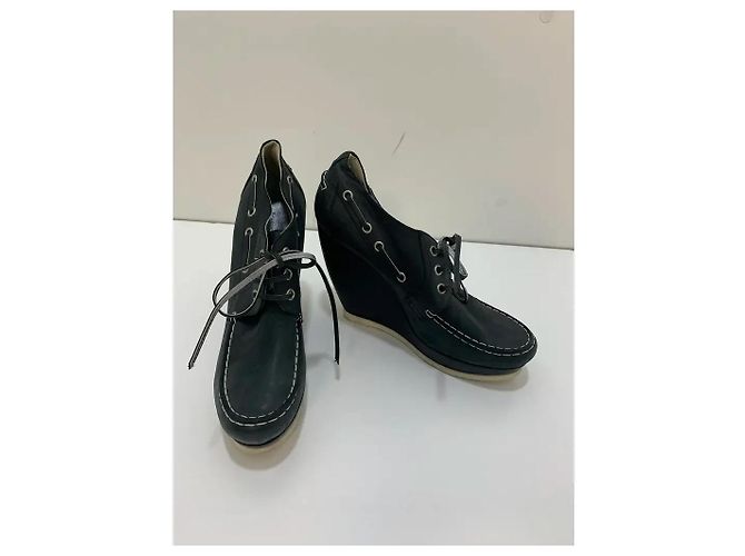 Balenciaga Scarpe Stringate Wedge in pelle nera Nero - vista 8
