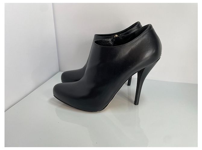 Tacchi in pelle nera Christian Dior Nero - vista 2