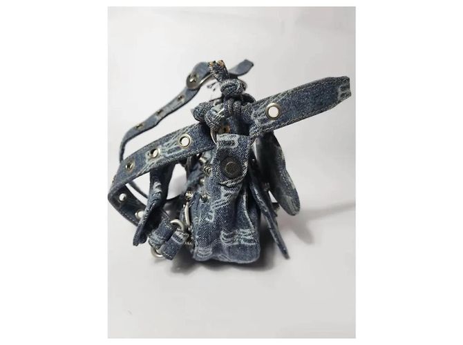 Borsa a spalla Balenciaga Le Cagole XS in Denim Blu - vista 5