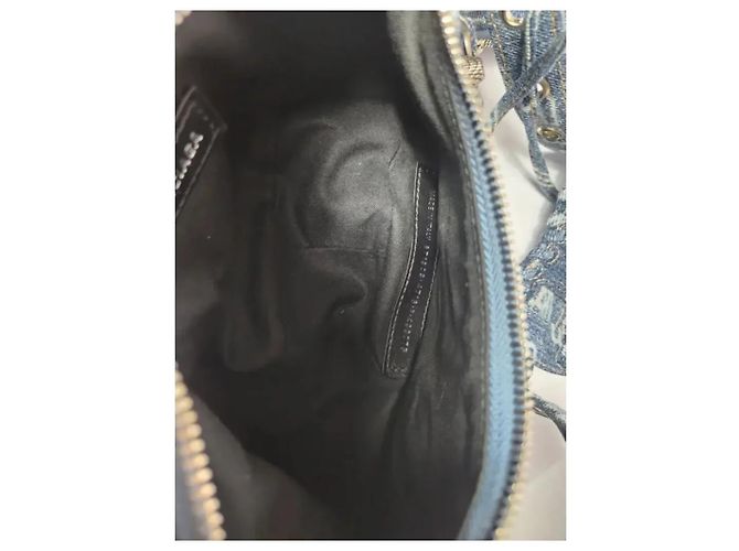 Borsa a spalla Balenciaga Le Cagole XS in Denim Blu - vista 8