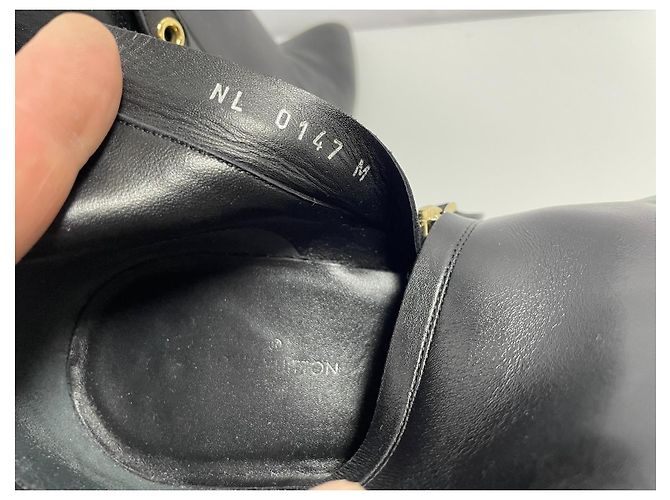 Botines de cuero negro Louis Vuitton con tacón - vista 12