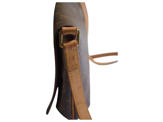 Louis Vuitton Musette Salsa Borsa in Tela Monogram Marrone - vista 13