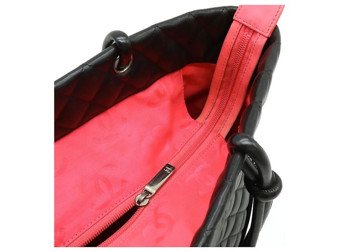 Große Schultertasche Chanel Cambon Line Coco Mark Schwarz Pink - Ansicht 7