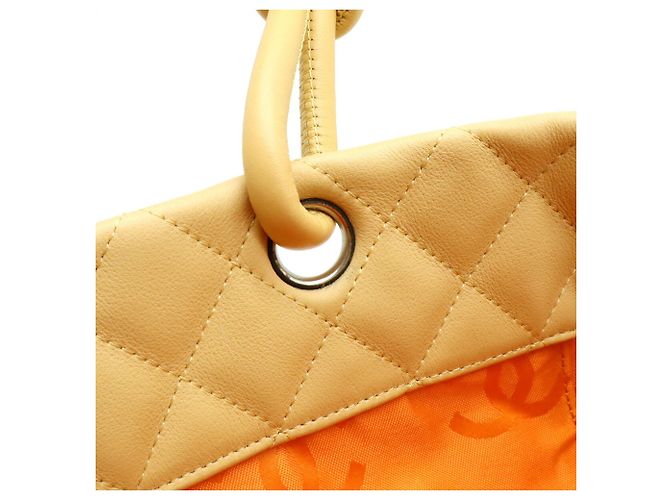 Große Schultertasche Chanel Cambon Line Coco Mark Beige Gelb - Ansicht 8