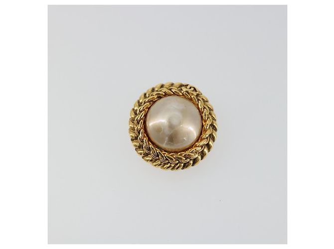 Chanel Ohrringe aus goldfarbenem Metall CC Auth 175112 - Ansicht 2