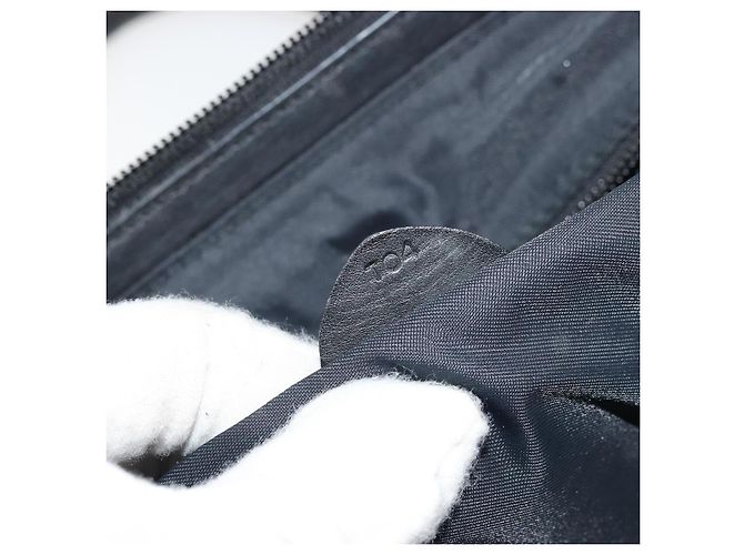 Céline Borsa a mano Celine Circle in nylon nero e oro Auth 178010 D'oro - vista 22