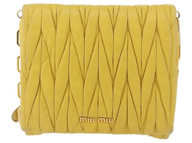 Bolso de hombro de cuero Matelassé Miu Miu con cadena, dorado amarillo, Auth 178934A - vista 13