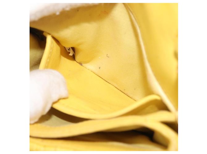 Bolso de hombro de cuero Matelassé Miu Miu con cadena, dorado amarillo, Auth 178934A - vista 24