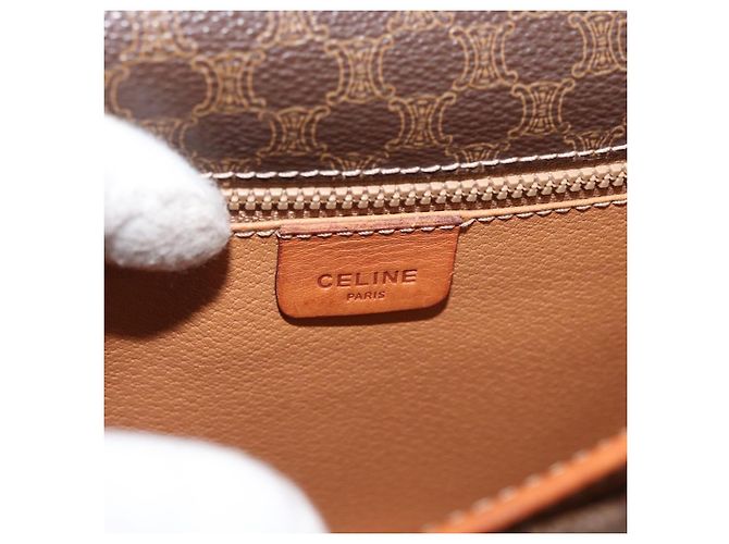 Céline CELINE Macadam Canvas Schultertasche aus PVC-Leder Braun Gold Auth 177673A Golden - Ansicht 16