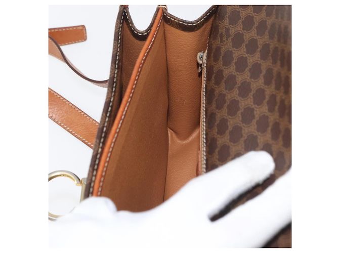 Céline CELINE Macadam Canvas Schultertasche aus PVC-Leder Braun Gold Auth 177673A Golden - Ansicht 19