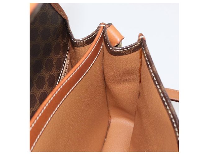 Céline CELINE Macadam Canvas Schultertasche aus PVC-Leder Braun Gold Auth 177673A Golden - Ansicht 22