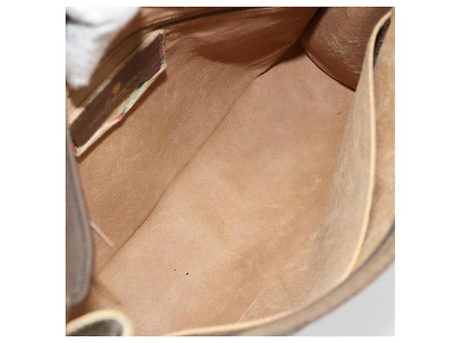 GUCCI GG Supreme Clutch Bag PVC Beige Oro 97 01 038 Auth 177482 D'oro - vista 16