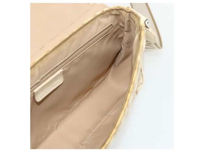 Borsa a Spalla in Tela Trotter Christian Dior PVC Beige Argento Auth 177983A - vista 17