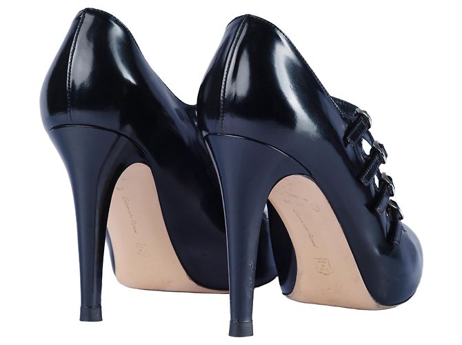 Schwarze Lackleder-Pumps von Gianvito Rossi - Ansicht 3