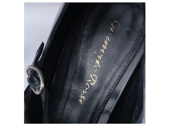 Schwarze Lackleder-Pumps von Gianvito Rossi - Ansicht 5