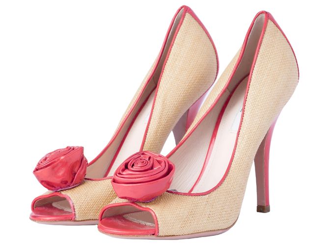 Prada Peeptoe-Pumps aus Raphia und Lackleder Beige - Ansicht 2