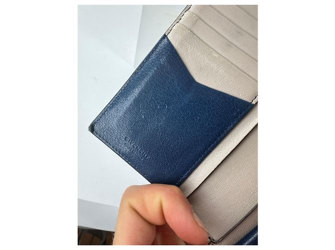 Vintage Givenchy Grained Leather Bifold Wallet Navy Blue - view 5