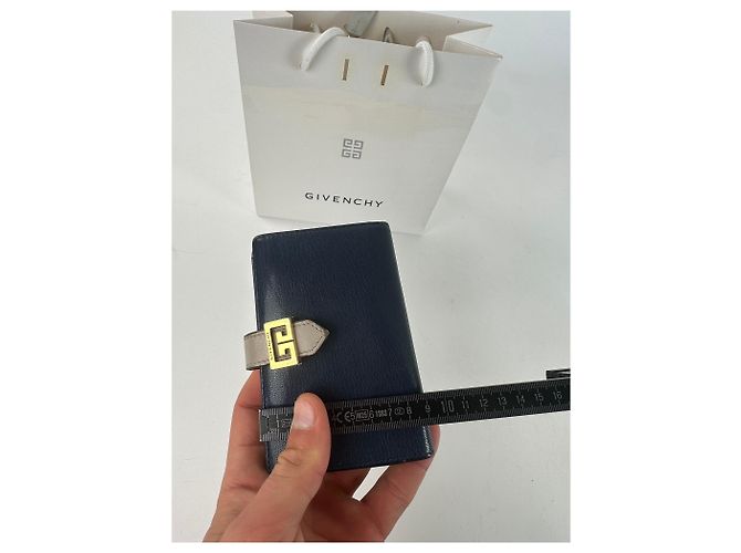 Vintage Givenchy Grained Leather Bifold Wallet Navy Blue - view 8
