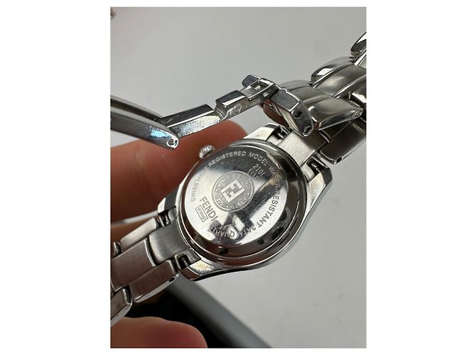 Vintage Fendi Damenuhr Quarz Silber - Ansicht 3
