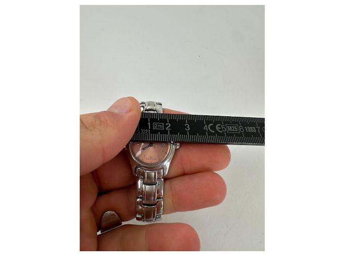Vintage Fendi Damenuhr Quarz Silber - Ansicht 8