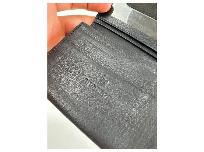 Vintage Givenchy 4G Logo Leather Bifold Wallet Navy Blue - view 4