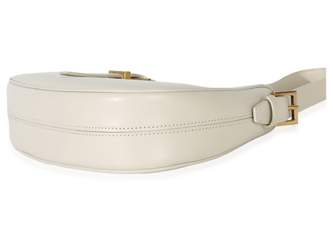 Saint Laurent Hobo Le Fermoir em Couro Liso de Bezerro Creme - vista 6
