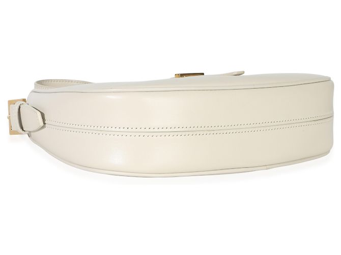 Saint Laurent Hobo Le Fermoir em Couro Liso de Bezerro Creme - vista 7