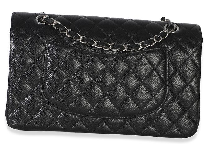 Timeless Borsa Chanel in caviar nero trapuntato medio classico con doppio flap - vista 2