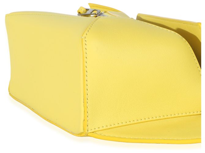 Loewe Mini Puzzle Edge Bumbag in pelle di vitello gialla Giallo - vista 6