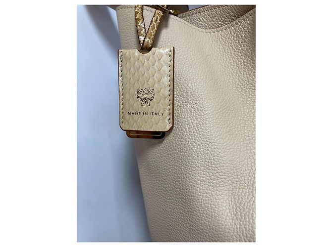 Borsa a tracolla MCM Patricia Hobo in pelle - Beige - vista 2