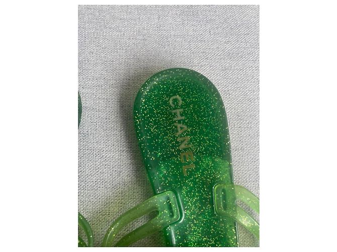 Infradito Chanel Camélia Verde Glitter - vista 4