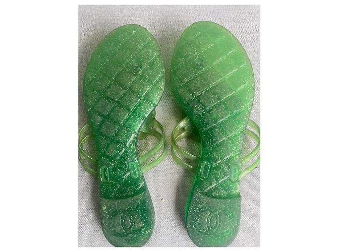 Infradito Chanel Camélia Verde Glitter - vista 9