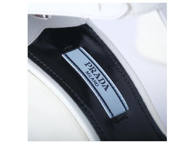Sandali con zeppa piattaforma in pelle bianca T-Strap di Prada Bianco - vista 7