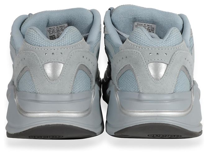 Adidas Yeezy Boost 700 V2 'Blu Ospedale' - vista 2