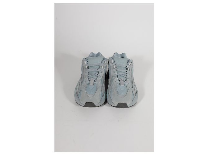 Adidas Yeezy Boost 700 V2 'Blu Ospedale' - vista 5