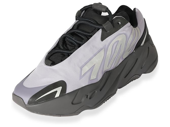 Adidas Yeezy Boost 700 MNVN 'Geode' - vista 3