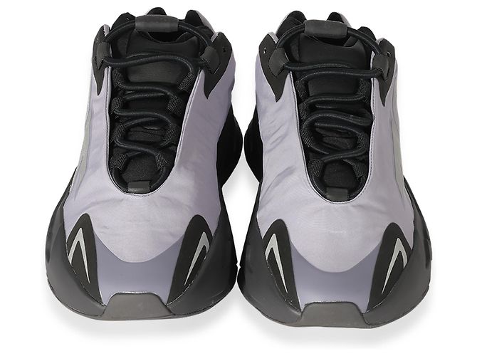 Adidas Yeezy Boost 700 MNVN 'Geode' - vista 4