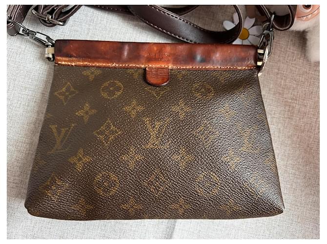 Louis Vuitton Mini Pochette Monogram Anni 70 Marrone - vista 10