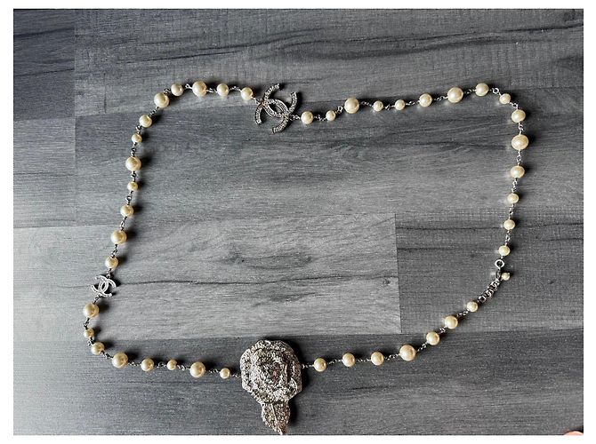 Collana Chanel Perle e Camelia in Cristalli Argento Bianco - vista 2