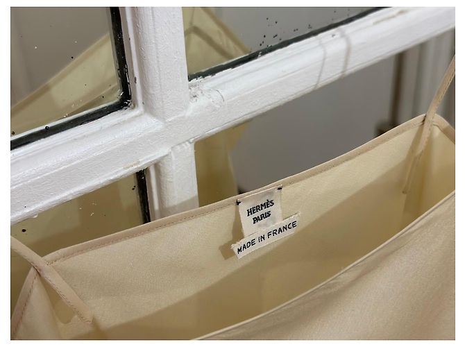 Hermès Camisón de seda Beige Crudo Crema Blanco roto - vista 3