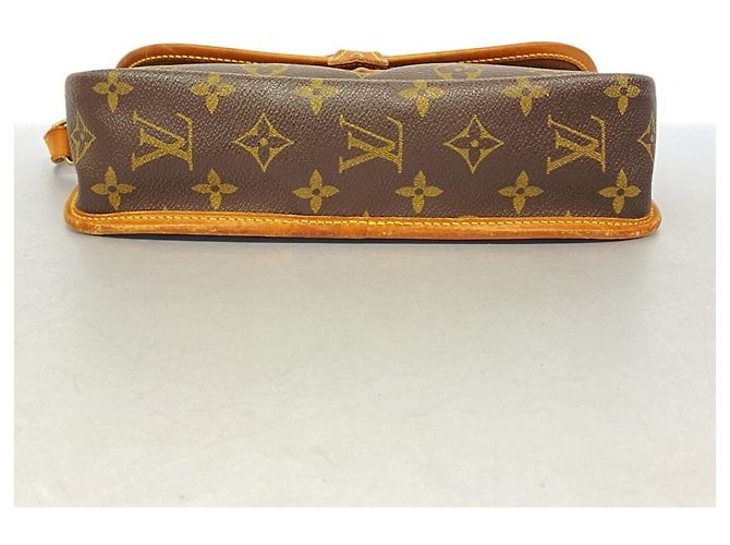 Borsa a Spalla Gibeciere PM Monogramma Louis Vuitton Marrone - vista 3