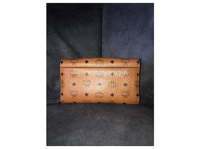 Clutch MCM Visetos in pelle Marrone - vista 3