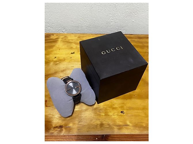 Gucci G-Timeless Uhr Braun Grau - Ansicht 3