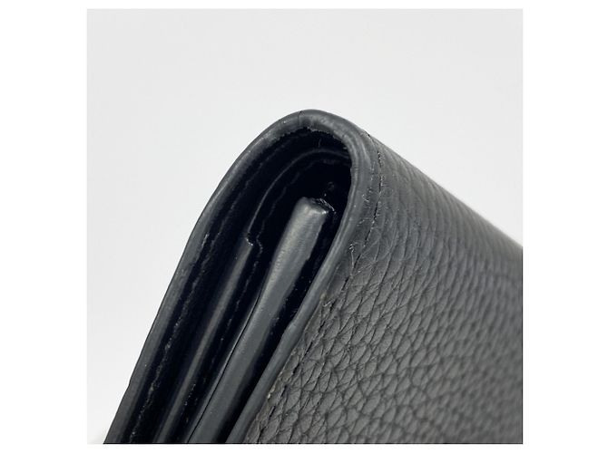 Capucines Portafoglio pieghevole Louis Vuitton in Noir Nero - vista 7